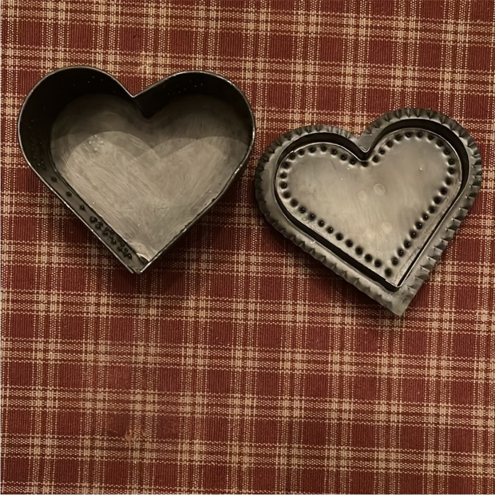 Primitive decorations - Picture 4 of 12